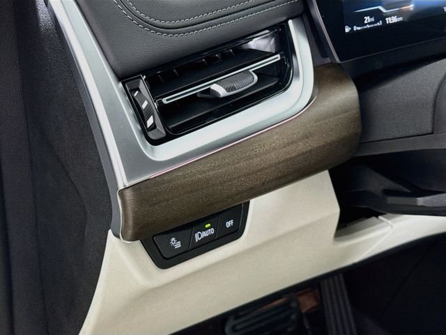 New 2027  BMW xDrive28i image 10