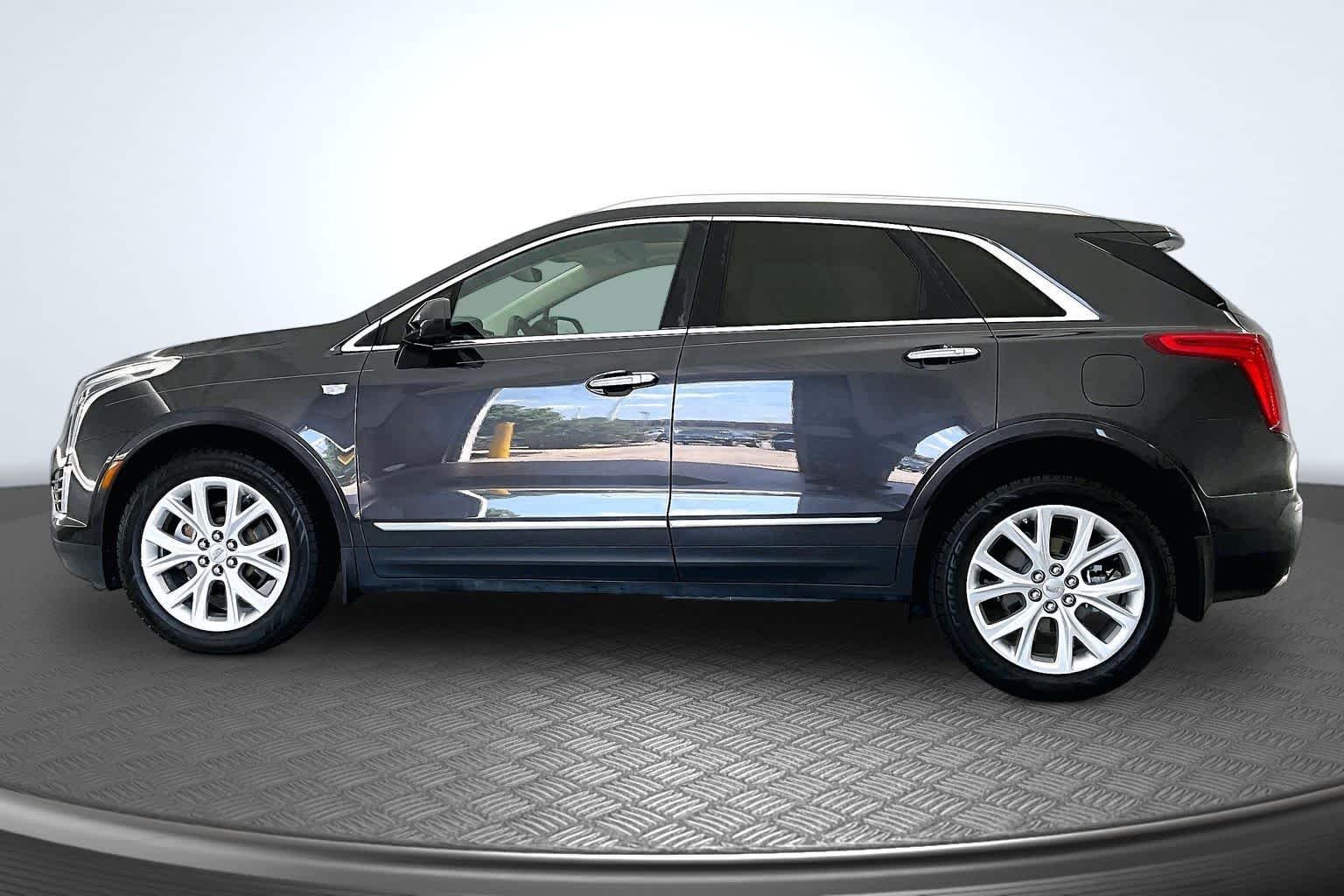 Used 2017 Dark Granite Metallic Cadillac Premium Luxury FWD image 3