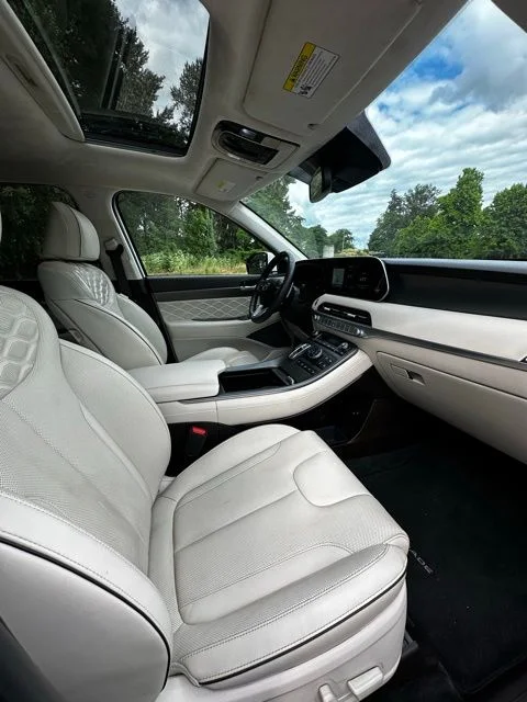 Used 2021 Hyper White Hyundai Calligraphy image 22