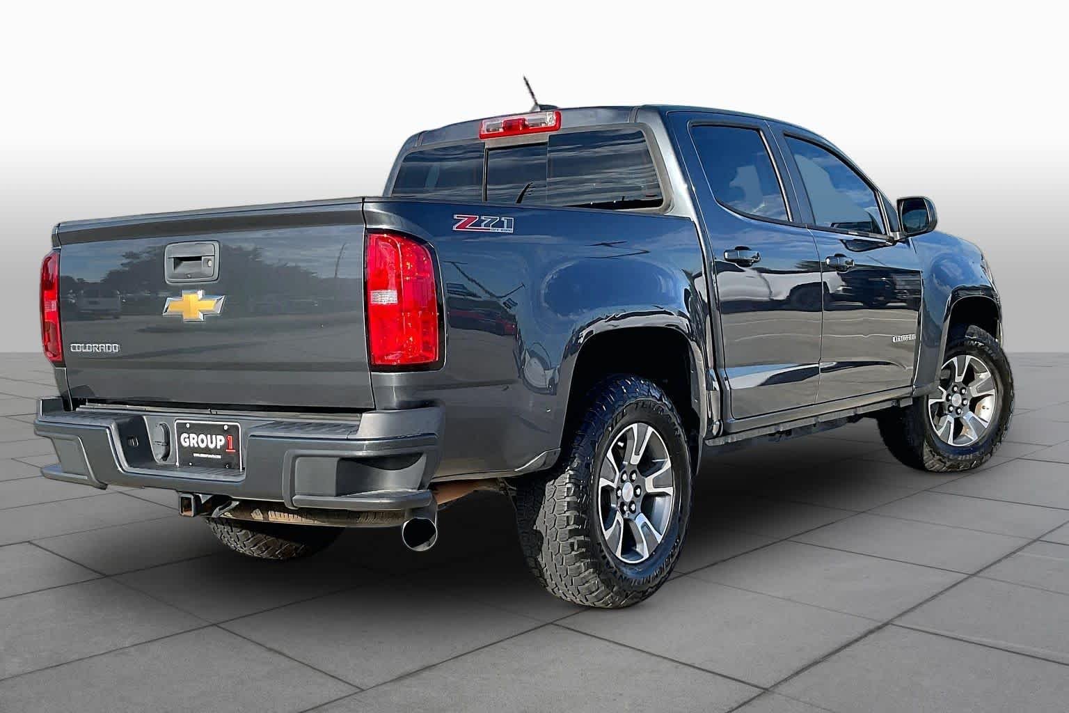 Used 2016 Cyber Gray Metallic Chevrolet 4WD Z71 image 13