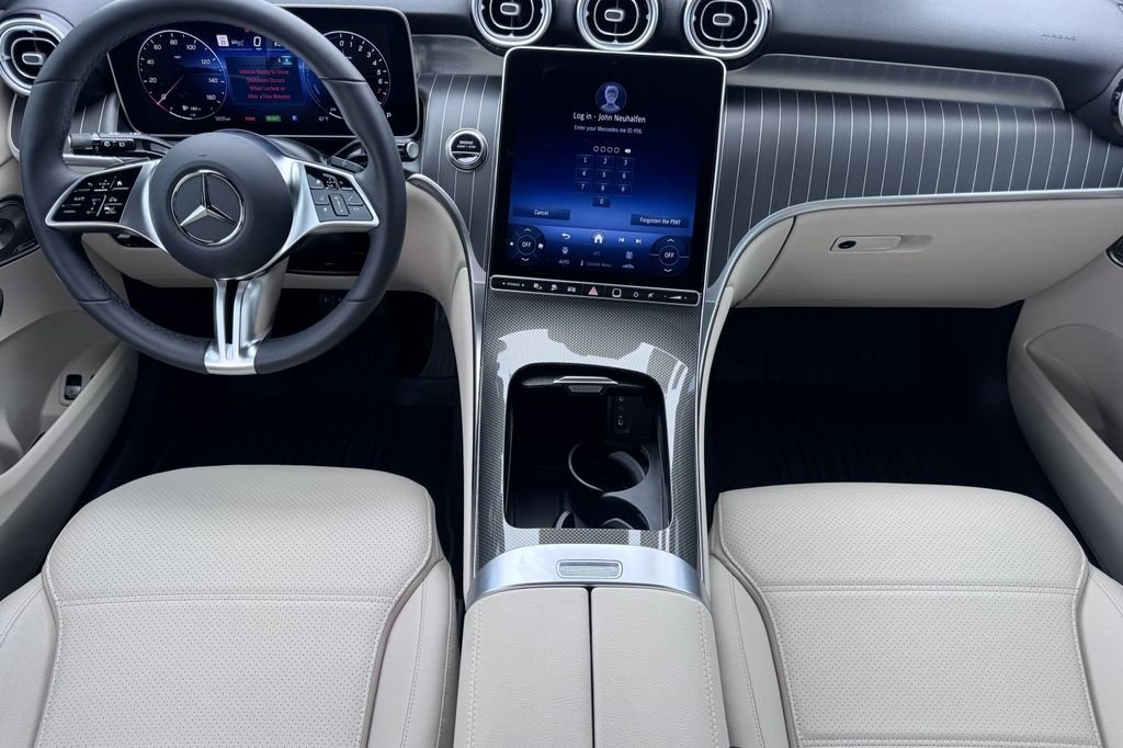 Used 2026 Verde Silver Metallic Mercedes-Benz GLC 350e image 15