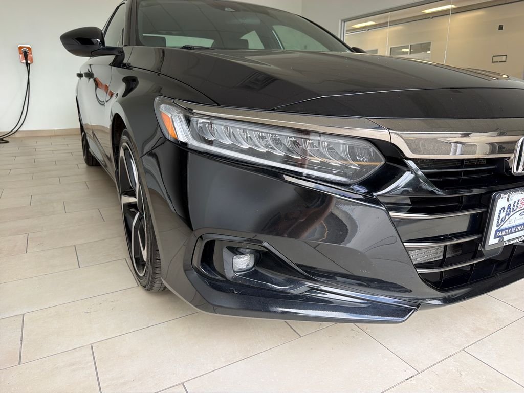 Certified Used 2022 Crystal Black Pearl Honda Sport image 8
