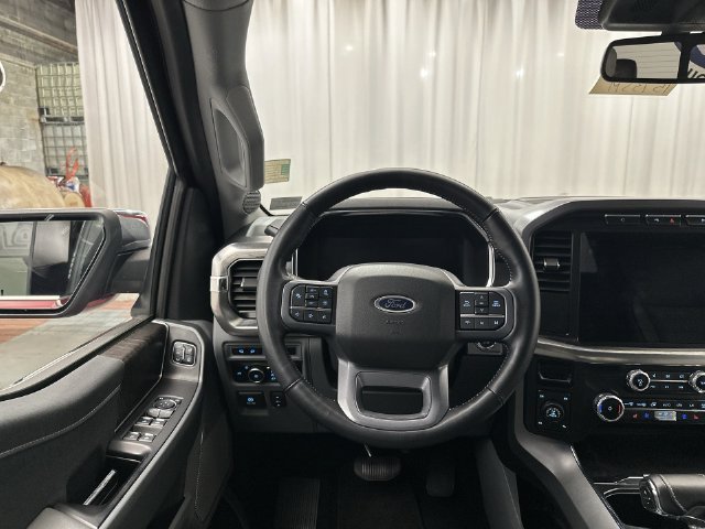 Used 2023 Red Ford Lariat image 16