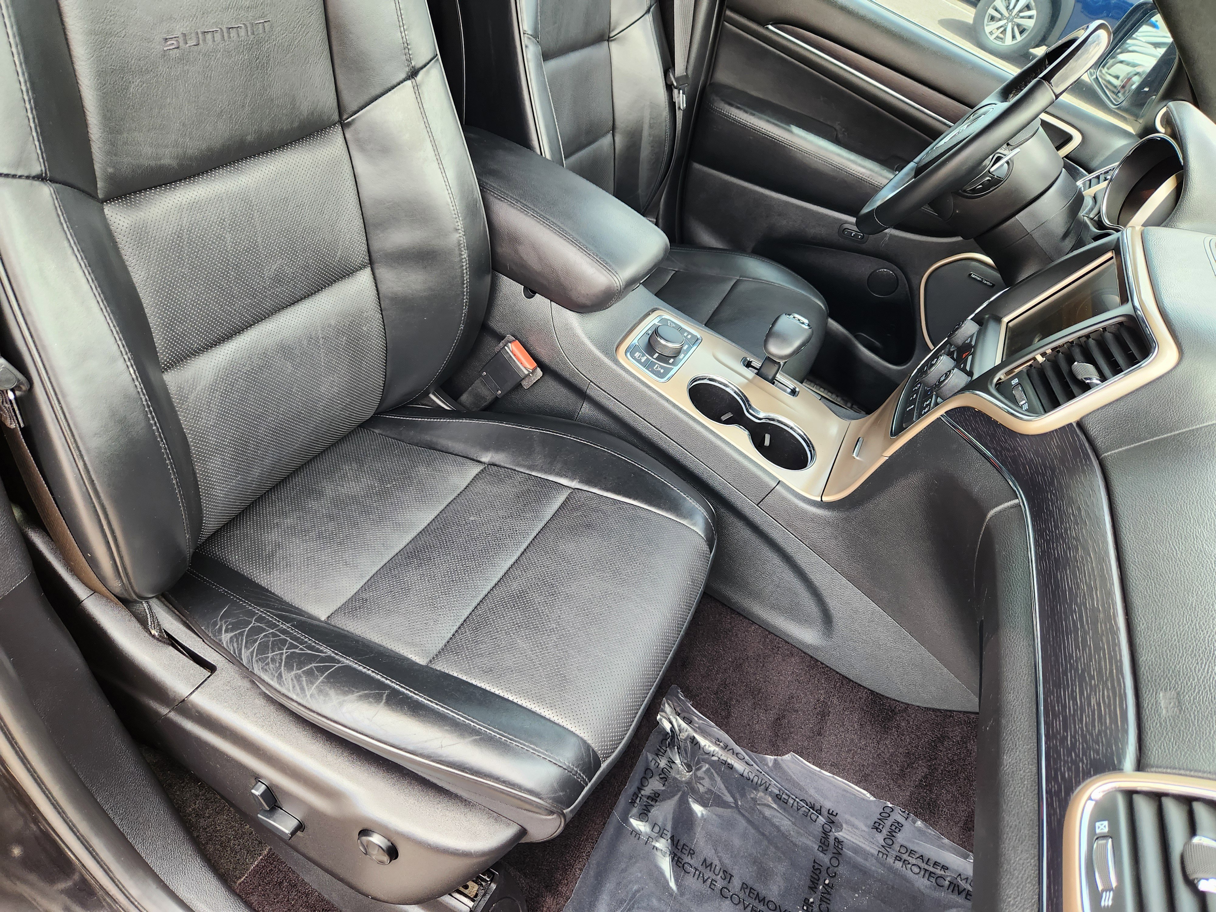 Used 2015 Black Jeep Summit image 11
