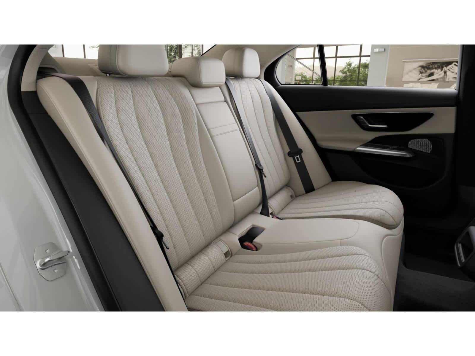 Used 2026 Polar White Mercedes-Benz E 350 image 4