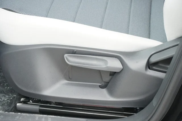 2025 Volkswagen Taos S - Photo 16