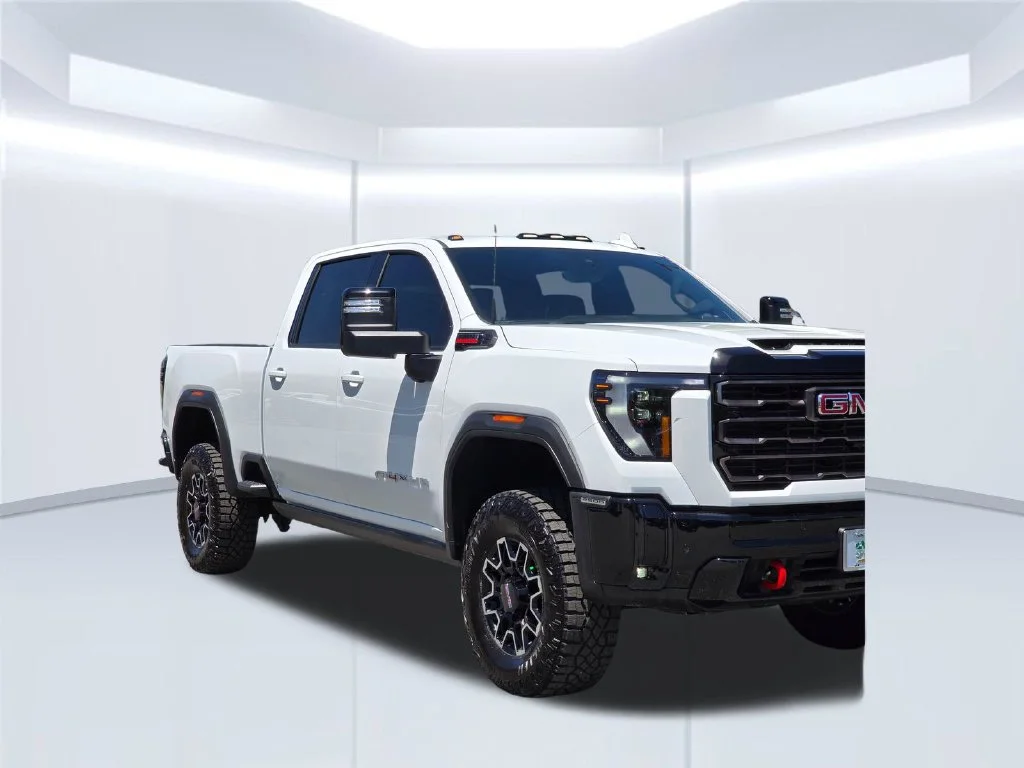 New 2026 White GMC AT4X image 40