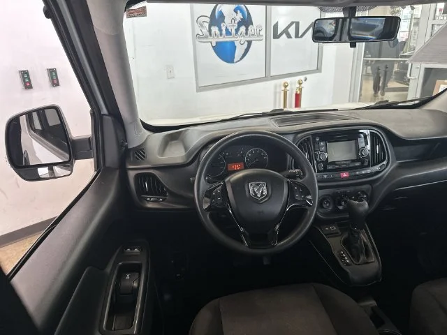 Used 2022 White Ram Base image 20