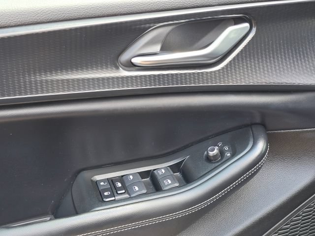 Used 2024 Baltic Gray Metallic Clearcoat Jeep Altitude X image 35