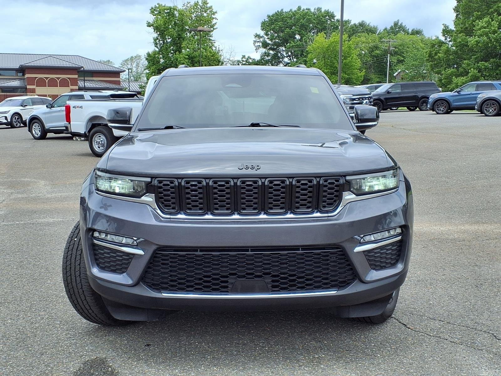 Used 2022 Baltic Gray Metallic Clearcoat Jeep Limited image 10