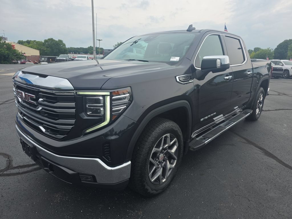 Certified Used 2023 Titanium Rush Metallic GMC SLT image 3