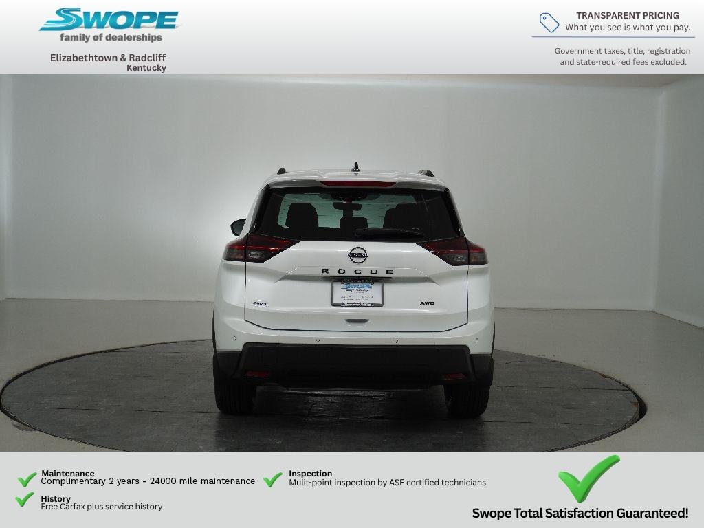 New 2026 Everest White Pearl TriCoat Nissan Dark Armor™ image 5