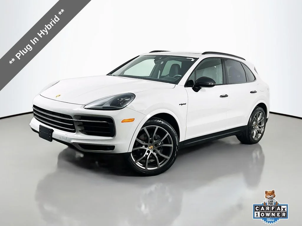 2023 Porsche Cayenne Platinum Edition