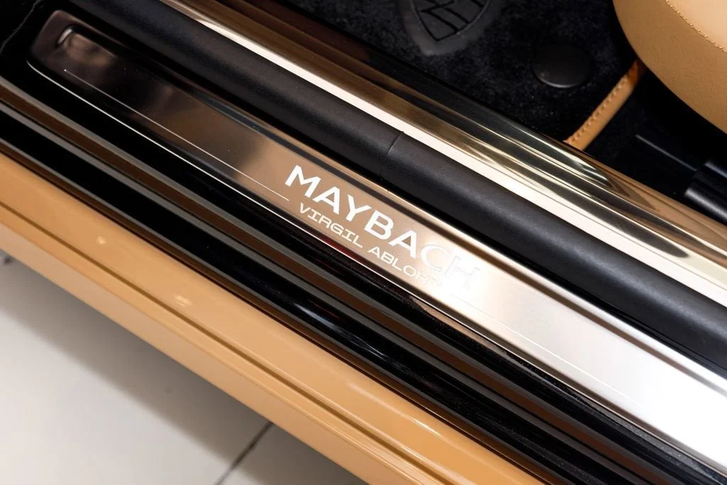 Used 2023 Obsidian Black Metallic / Colorado Beige Mercedes-Benz Maybach S 680 image 31