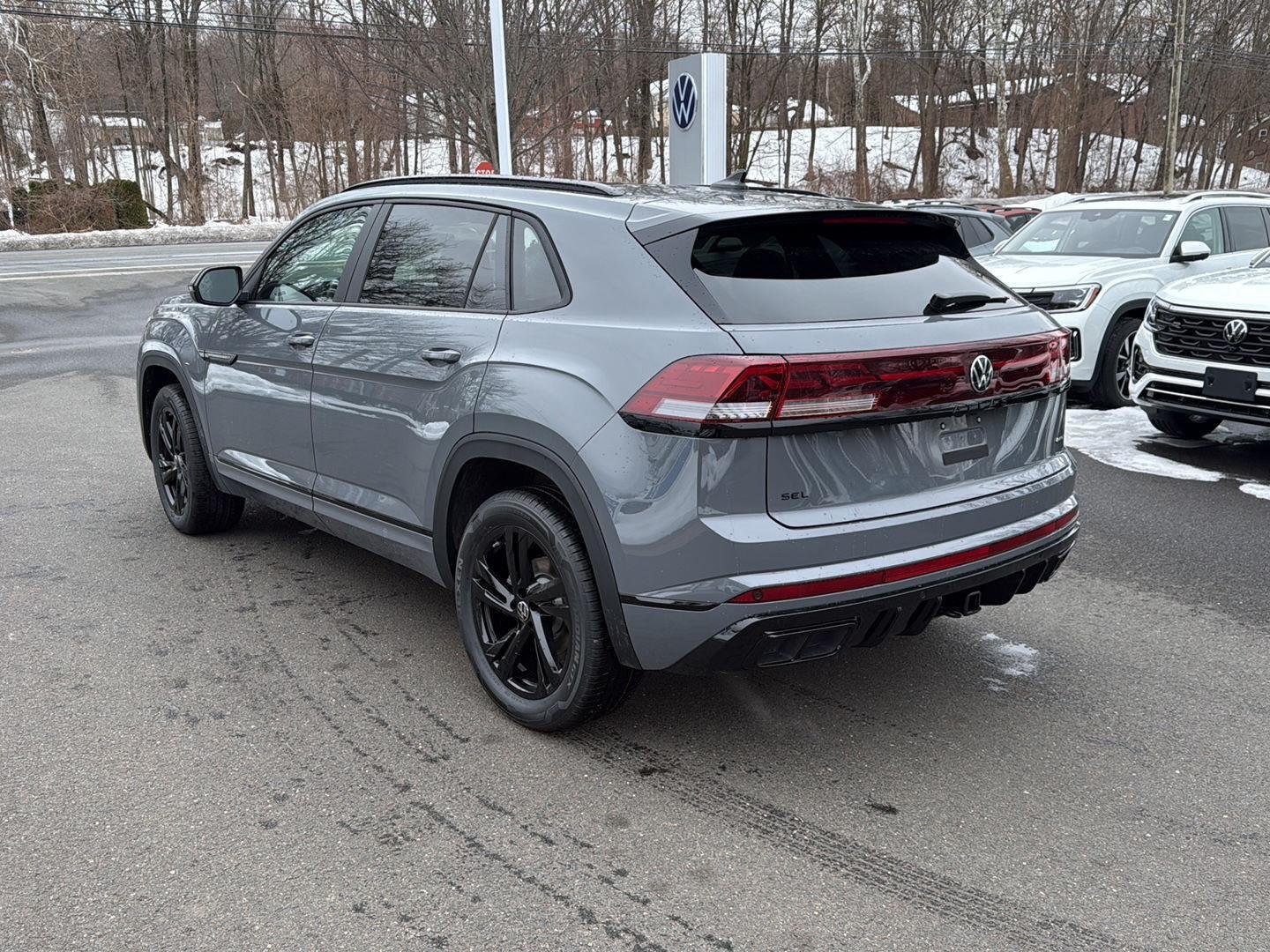 2026 Volkswagen Atlas Cross Sport SEL R-LINE - Photo 6