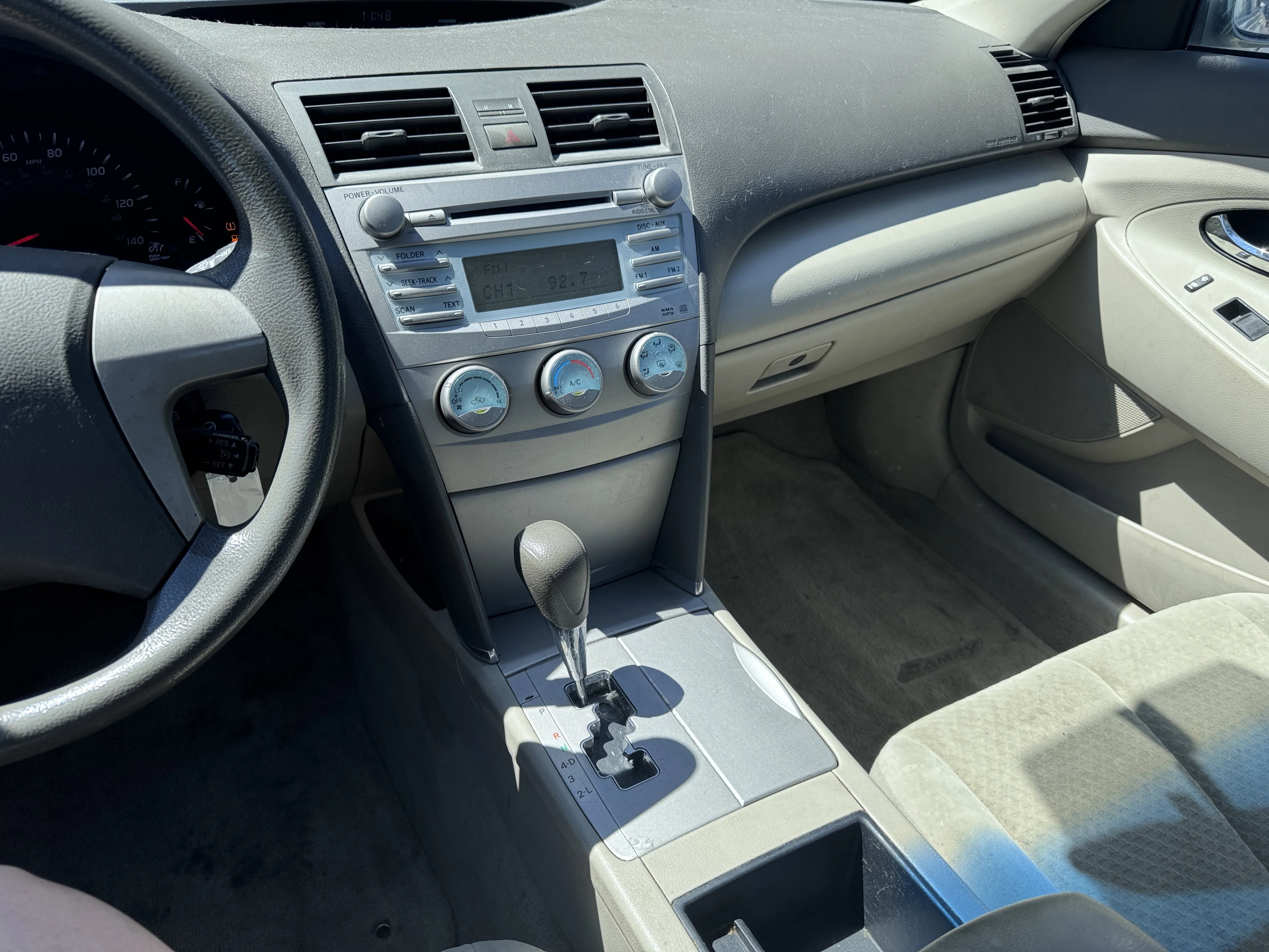 Used 2008  Toyota LE image 24