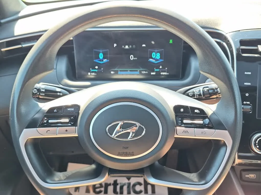 Used 2022 Phantom Black Hyundai SEL image 17