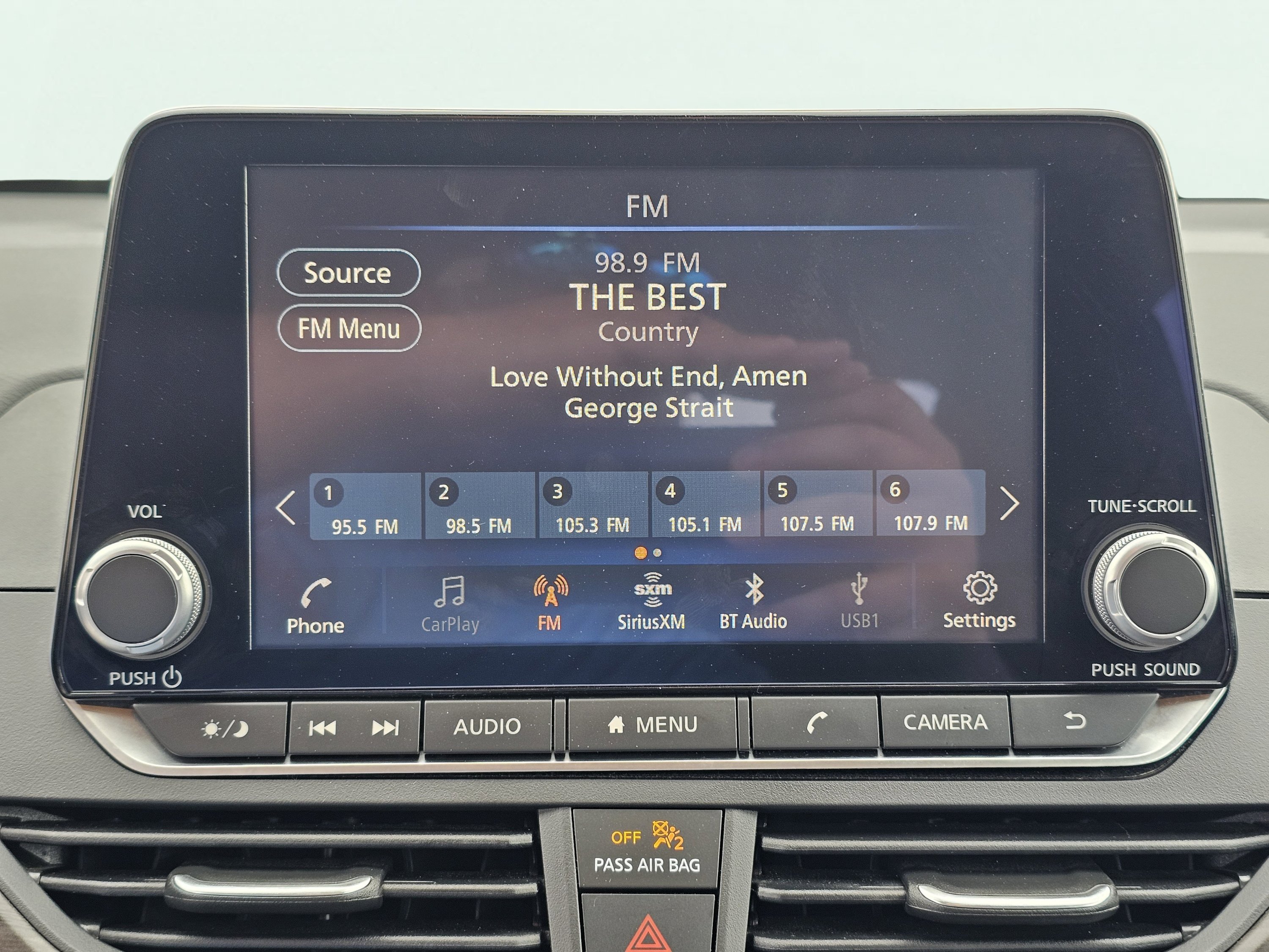 2025 Nissan Altima SV - Photo 25
