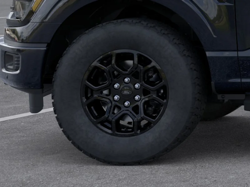 New 2026 Agate Black Metallic Ford XLT image 42