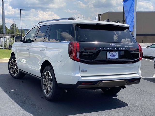 New 2026 Star White Metallic Tri-Coat Ford King Ranch image 3