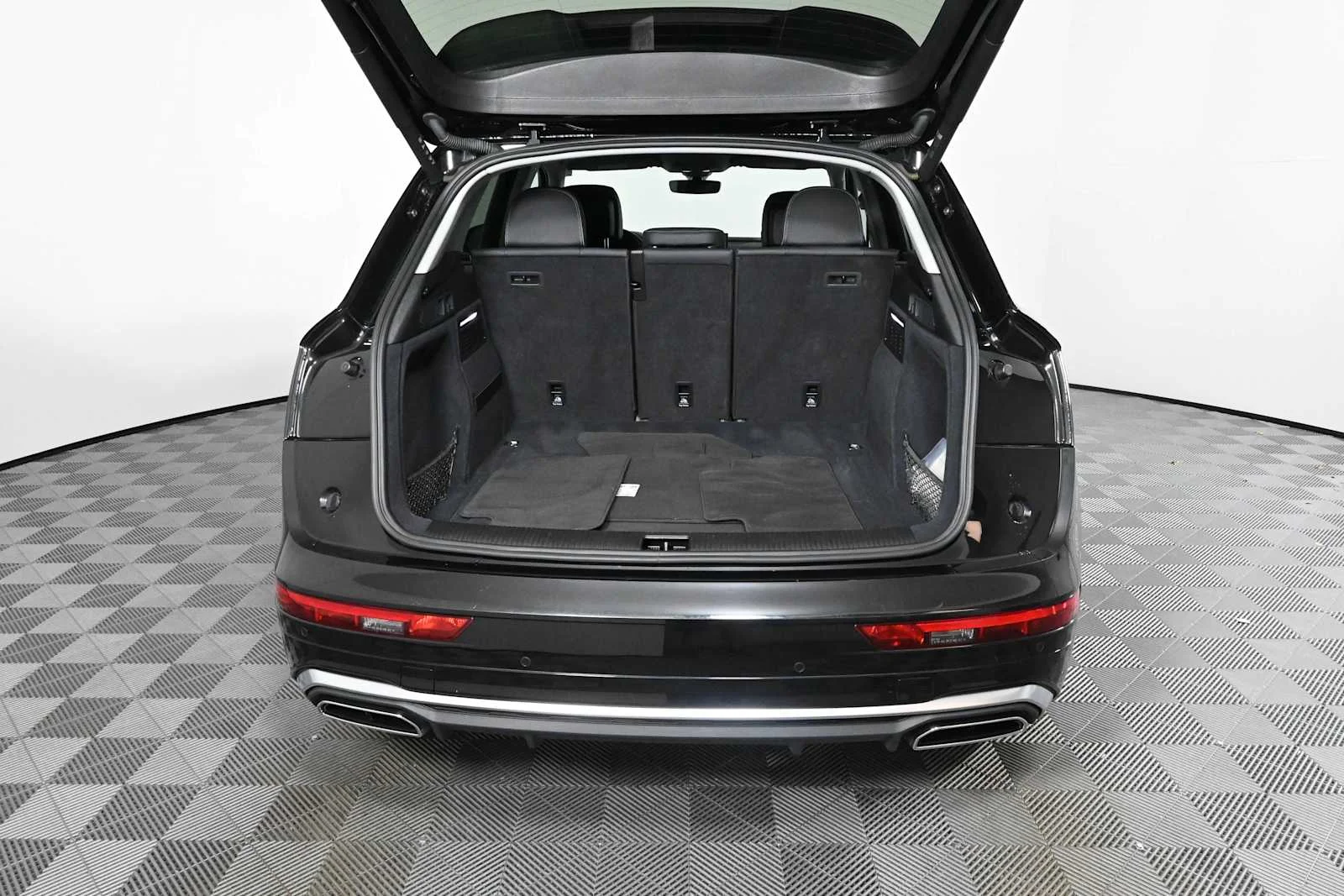 Used 2024 Mythos Black Metallic Audi S line Premium Plus image 8
