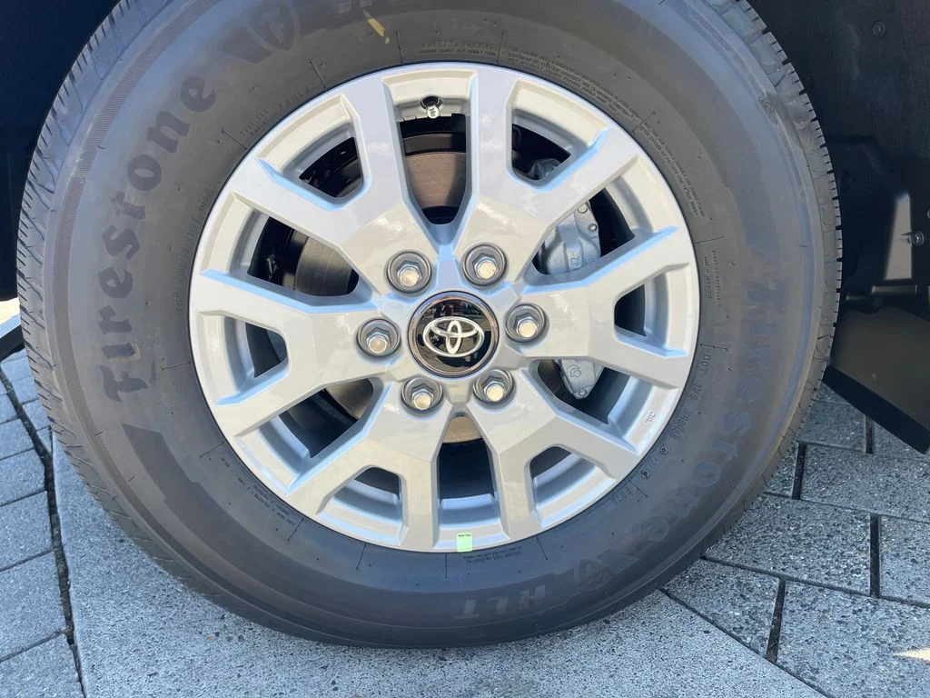 New 2026 Underground Toyota SR5 image 10