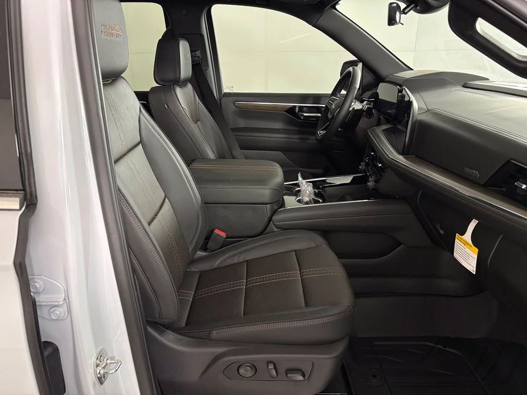 New 2026 Polar White Tricoat Chevrolet High Country image 52