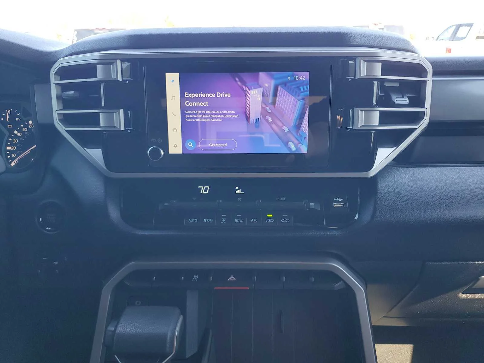 Used 2025  Toyota SR image 16
