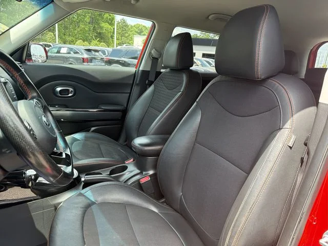 Certified Used 2018 Red Kia Exclaim image 11