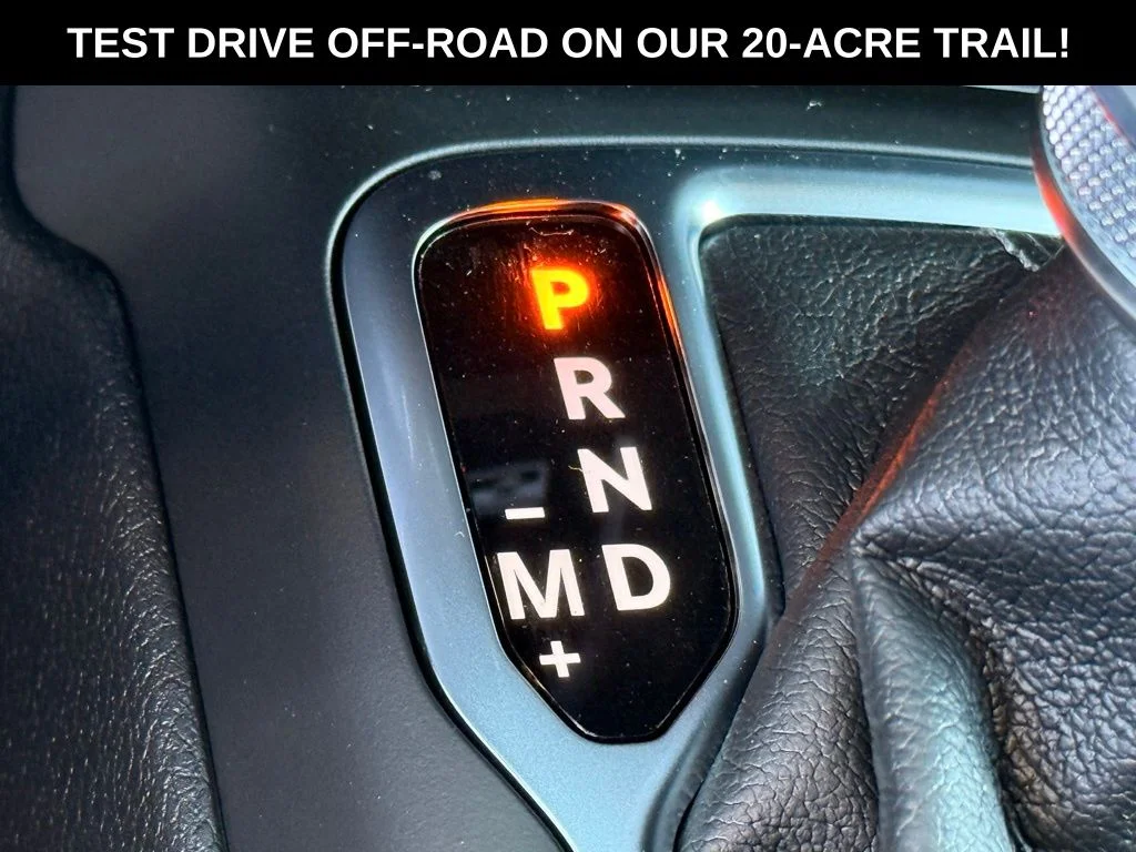 New 2026 Bright White Clear-Coat Exterior Paint Jeep Sport image 17
