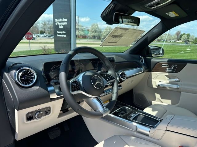 New 2026 Night Black Mercedes-Benz GLB 250 image 15
