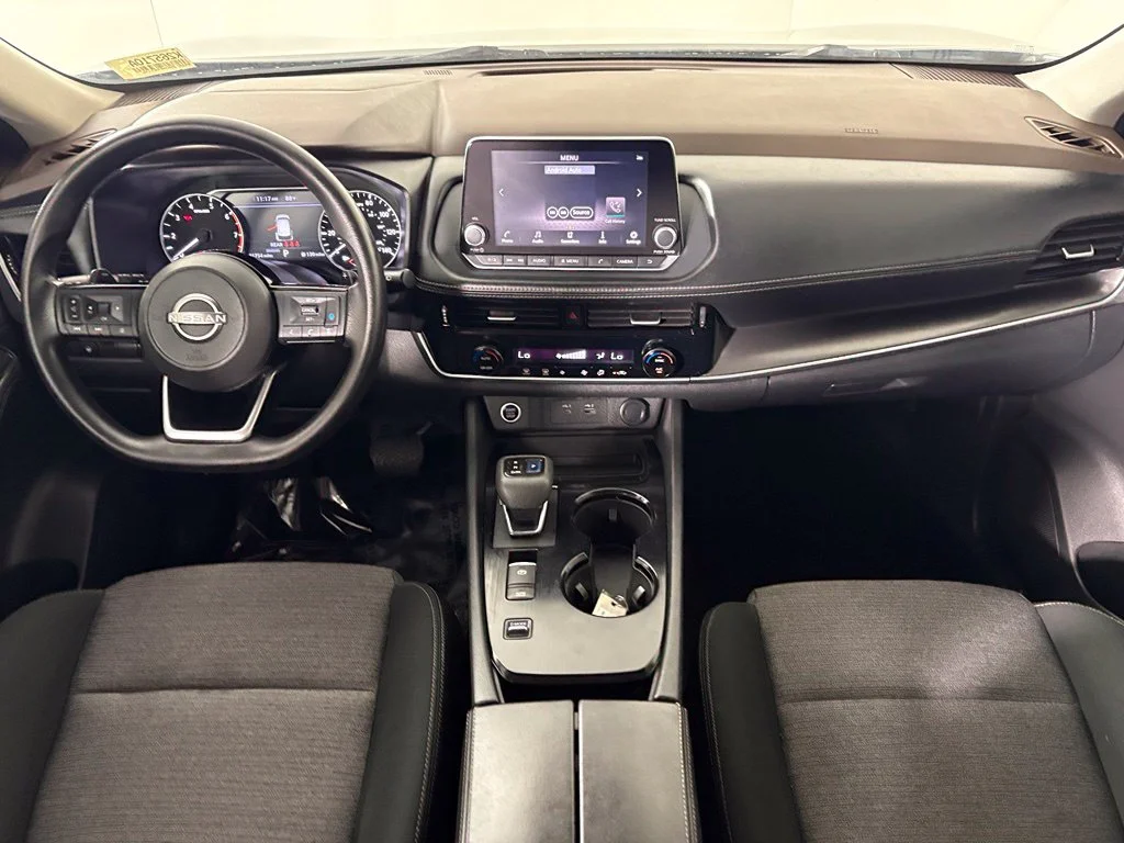 Used 2022 Gray Nissan SV image 32