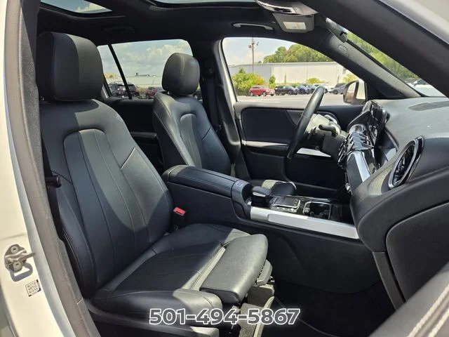 Used 2023 White Mercedes-Benz GLB 250 image 16