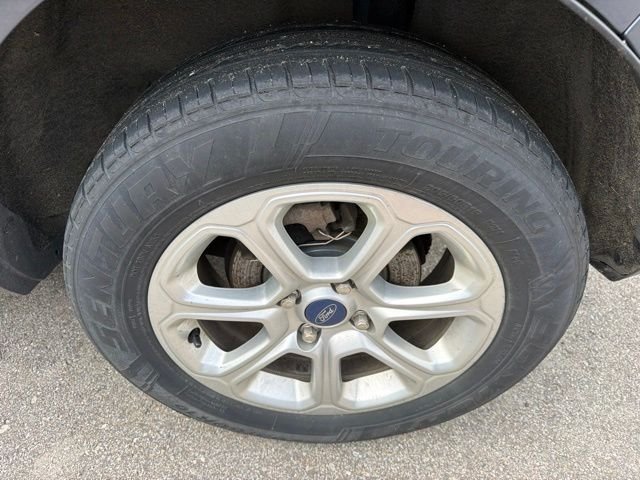 Used 2019 Smoke Metallic Ford SE image 13