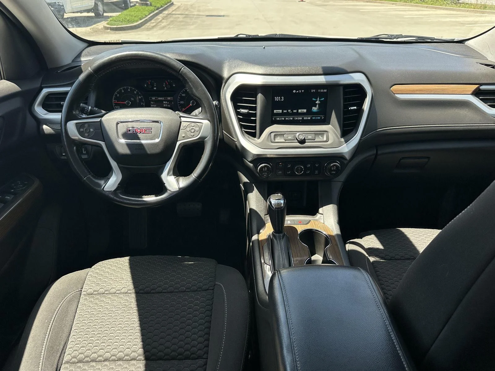 Used 2019 Summit White GMC SLE image 12