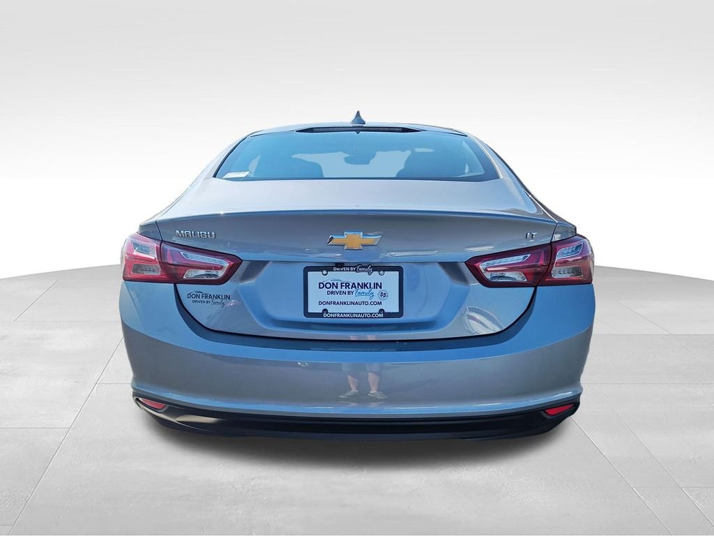 Used 2023 Gray Chevrolet LT image 4
