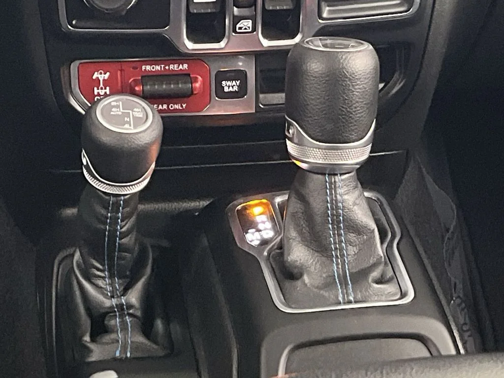 Used 2023 Gray Jeep Rubicon 4xe image 20