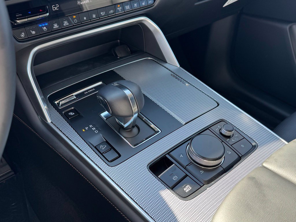 2026 Mazda CX-90 Preferred Package - Photo 16