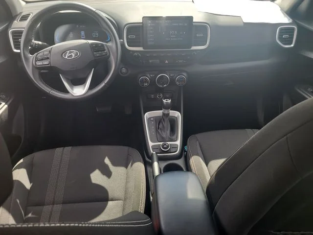 Used 2025 Gray Hyundai SEL image 13