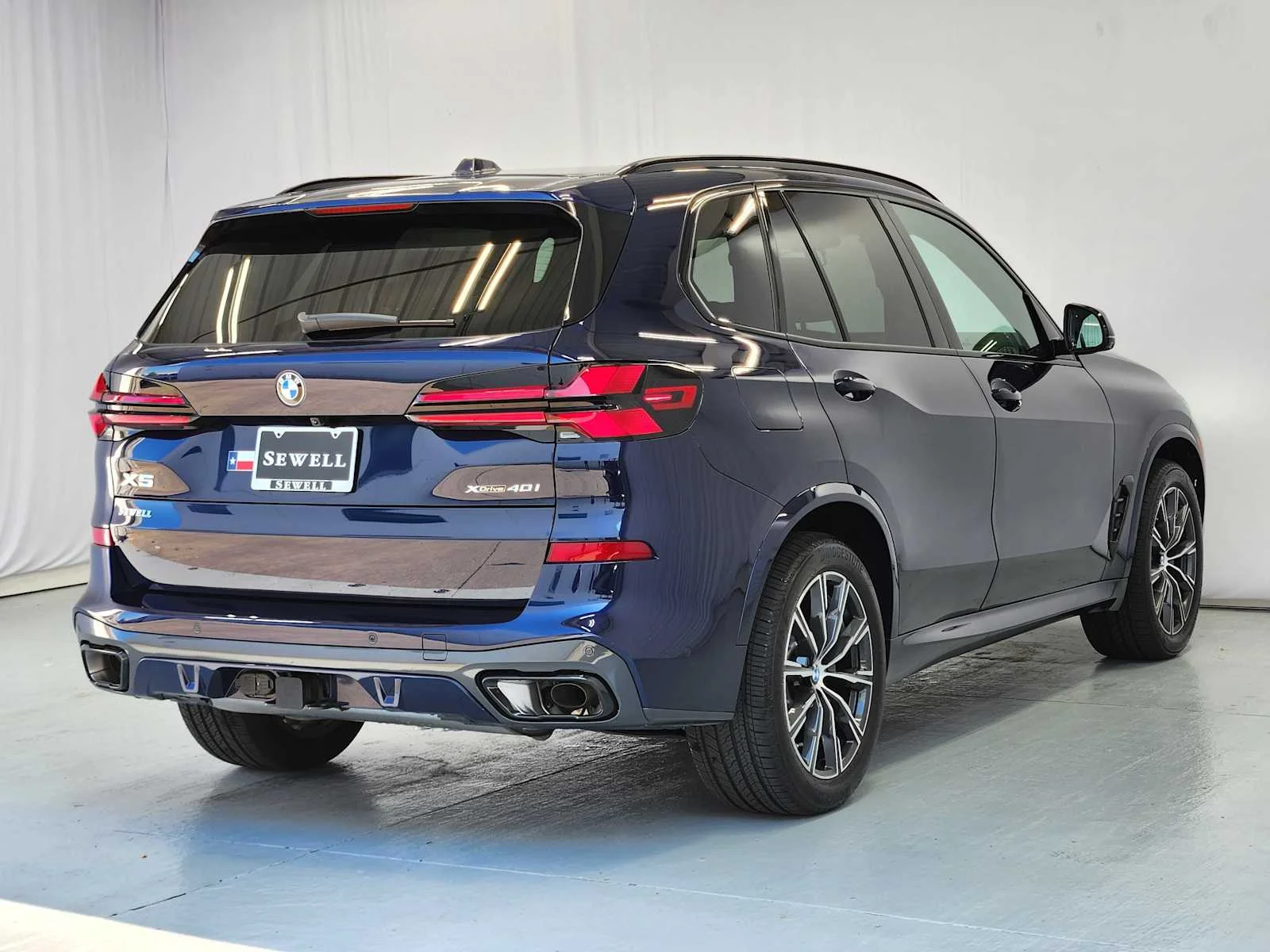 Certified Used 2026 Tanzanite Blue II Metallic BMW xDrive40i image 8