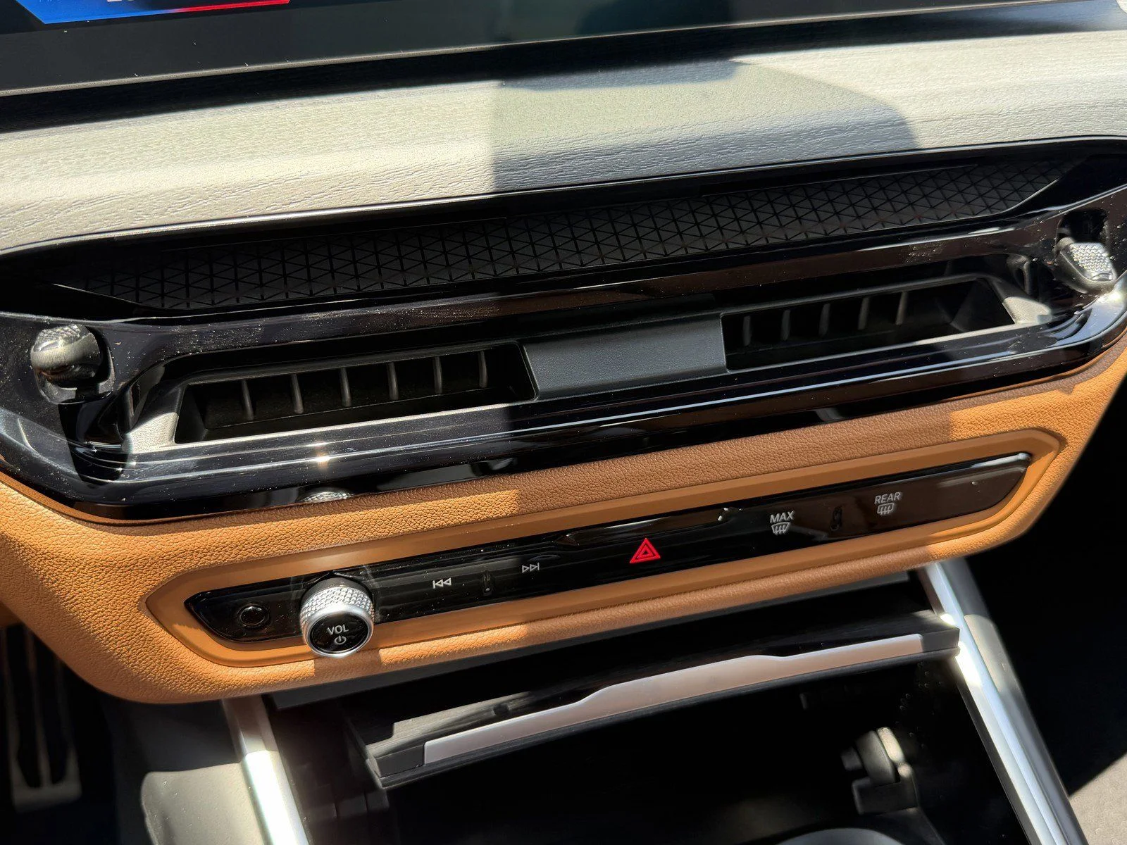 New 2026 Vegas Red Metallic BMW 330i image 31