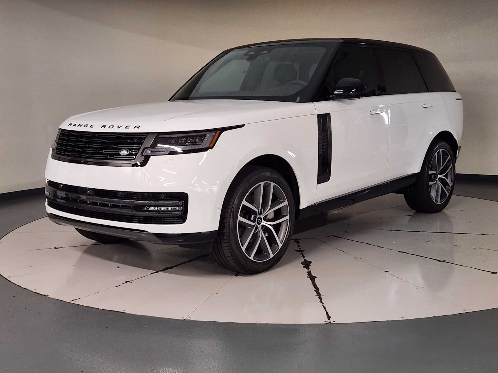 2027 Land Rover Range Rover SE