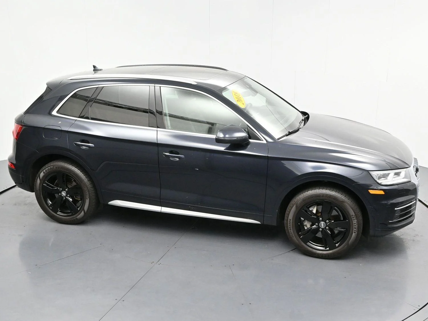 Used 2018 Moonlight Blue Metallic Audi Tech Premium Plus image 38