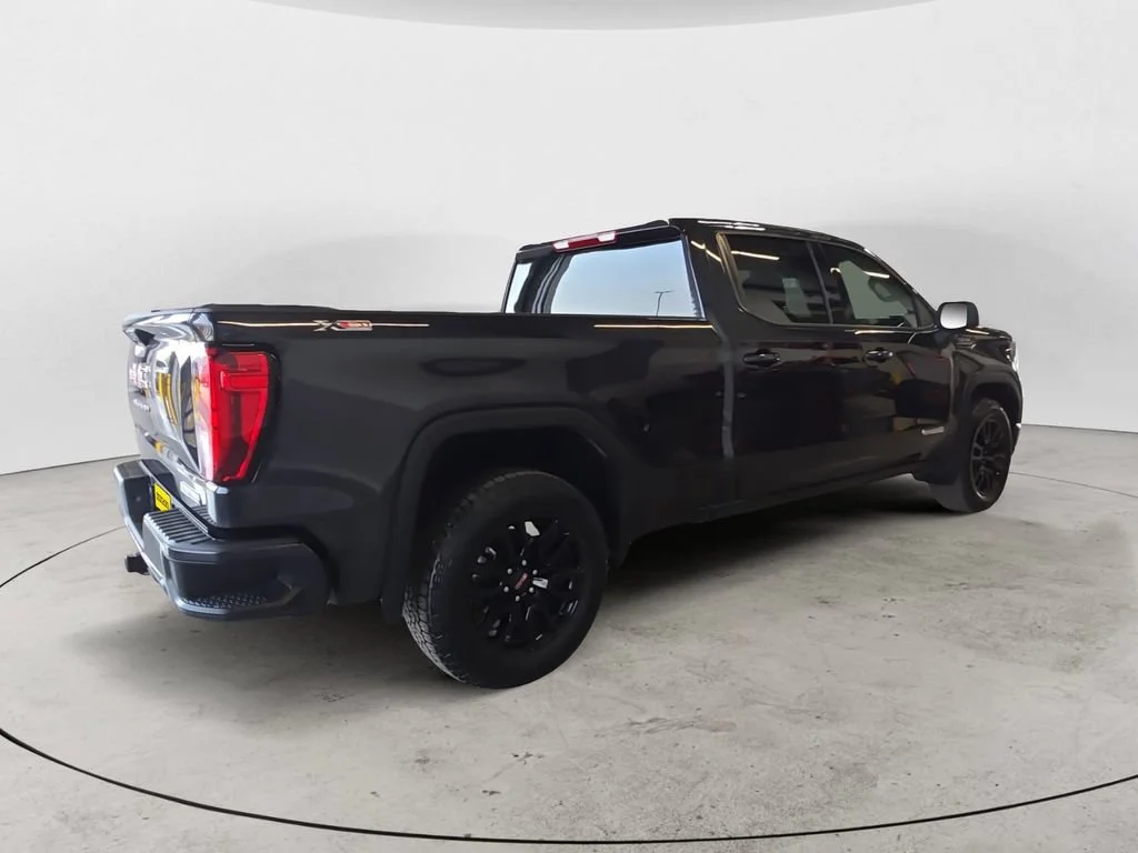 Certified Used 2025 Titanium Rush Metallic GMC Elevation image 5