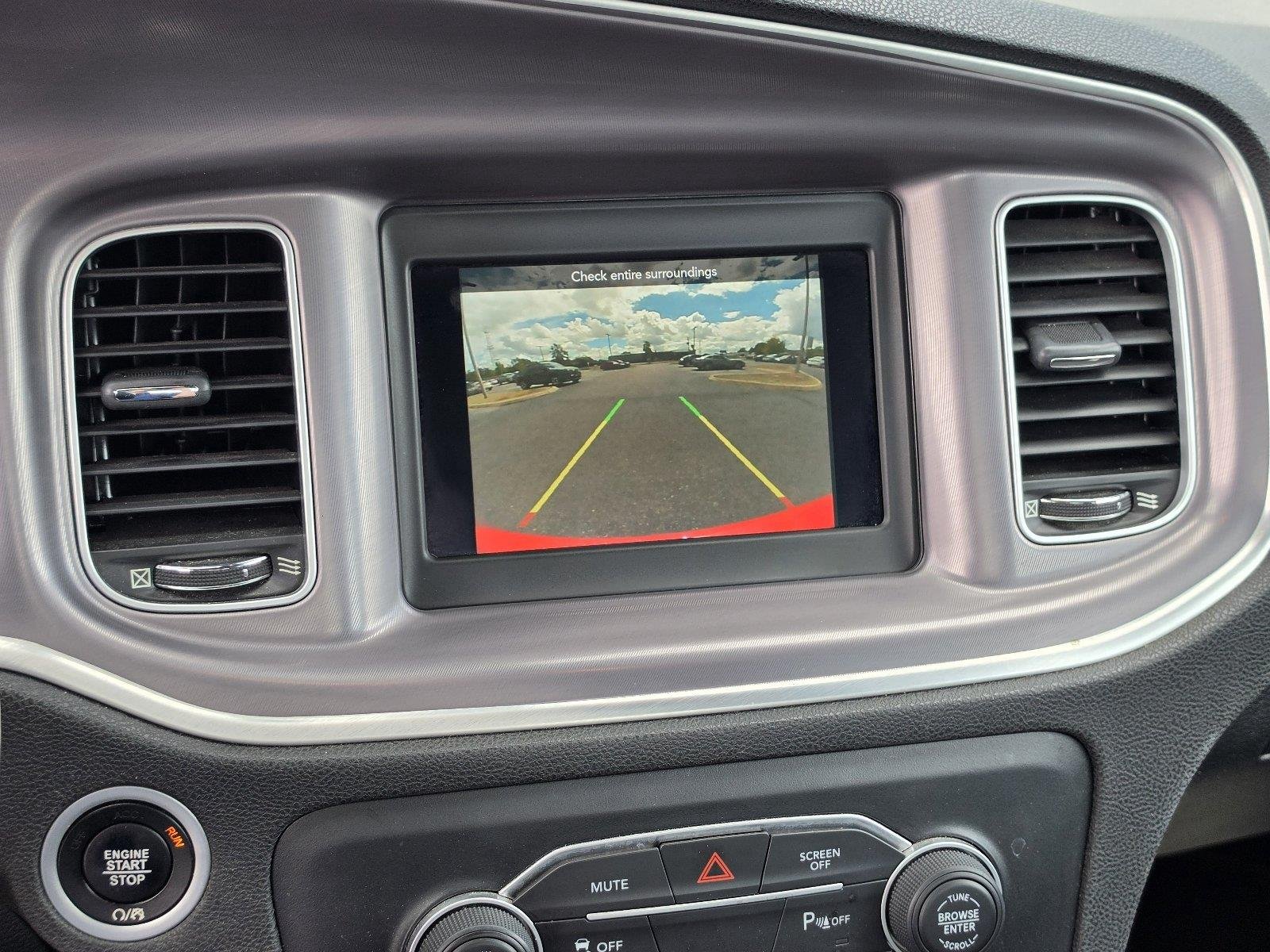 Used 2022 Torred Clearcoat Dodge SXT image 13