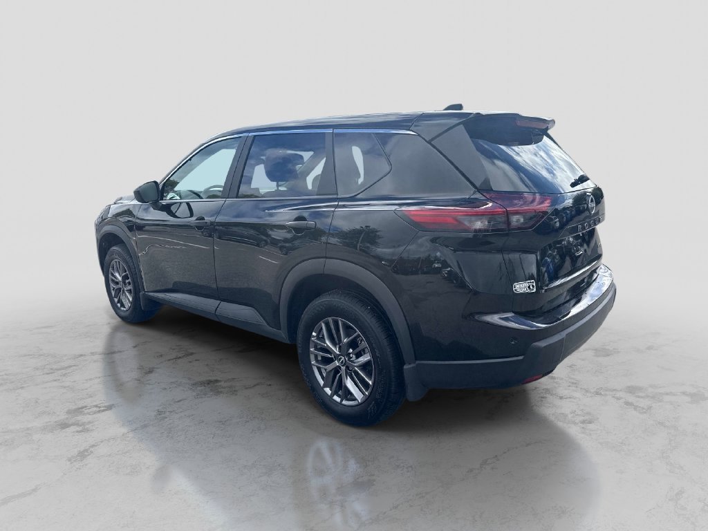 Used 2026 Black Nissan S image 3