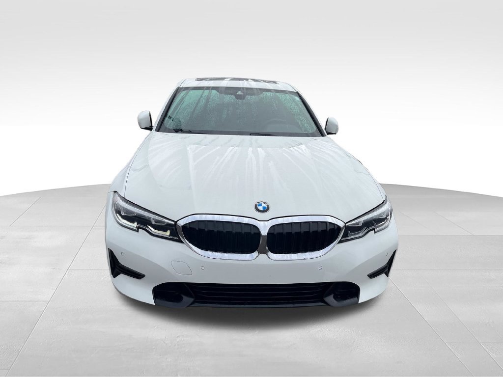 Used 2022 White BMW 330i xDrive image 8