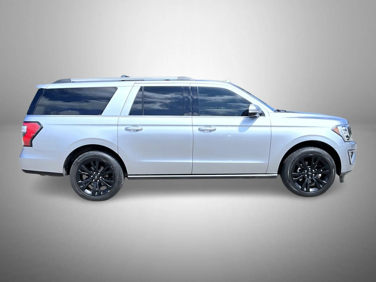Used 2020 Silver Ford Limited image 4