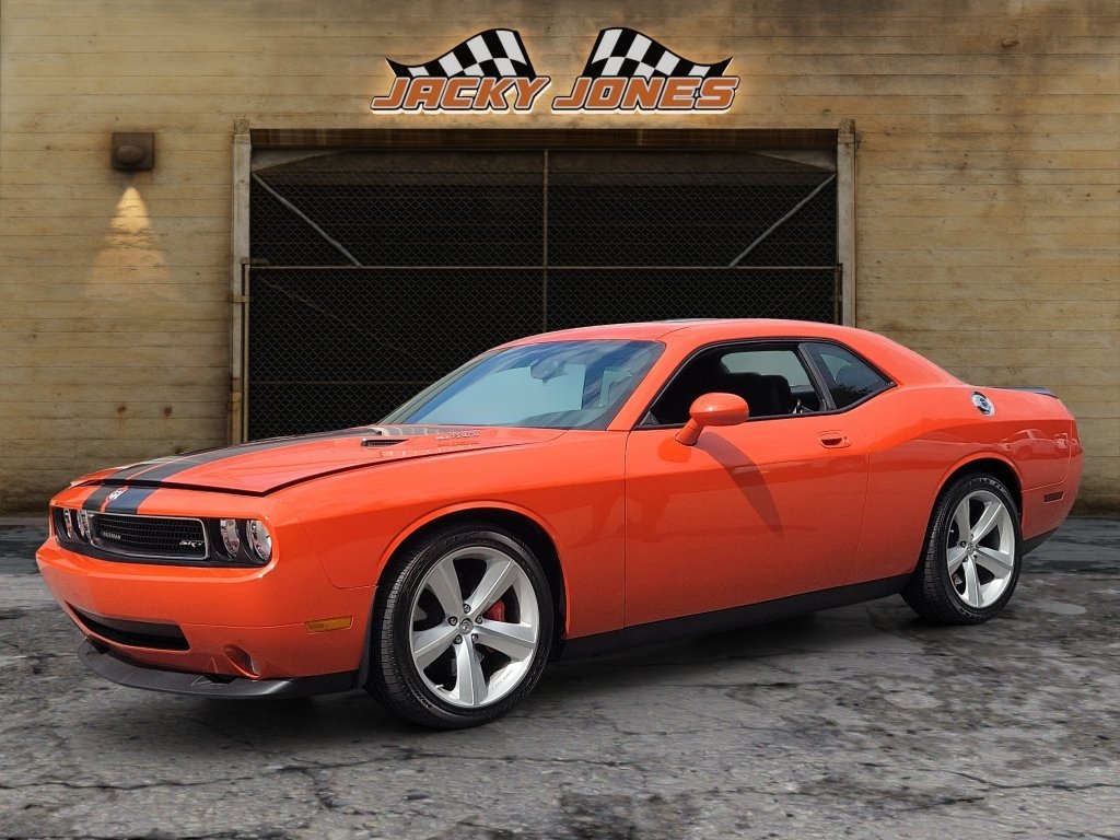2008 Dodge Challenger SRT8's photo