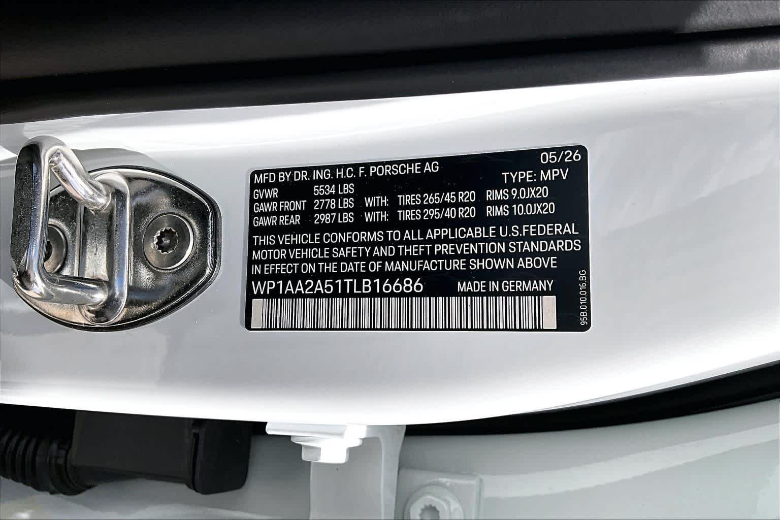 New 2026 White Porsche  image 26